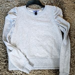 Vylette Puff Sleeve Sweatshirt. Size small